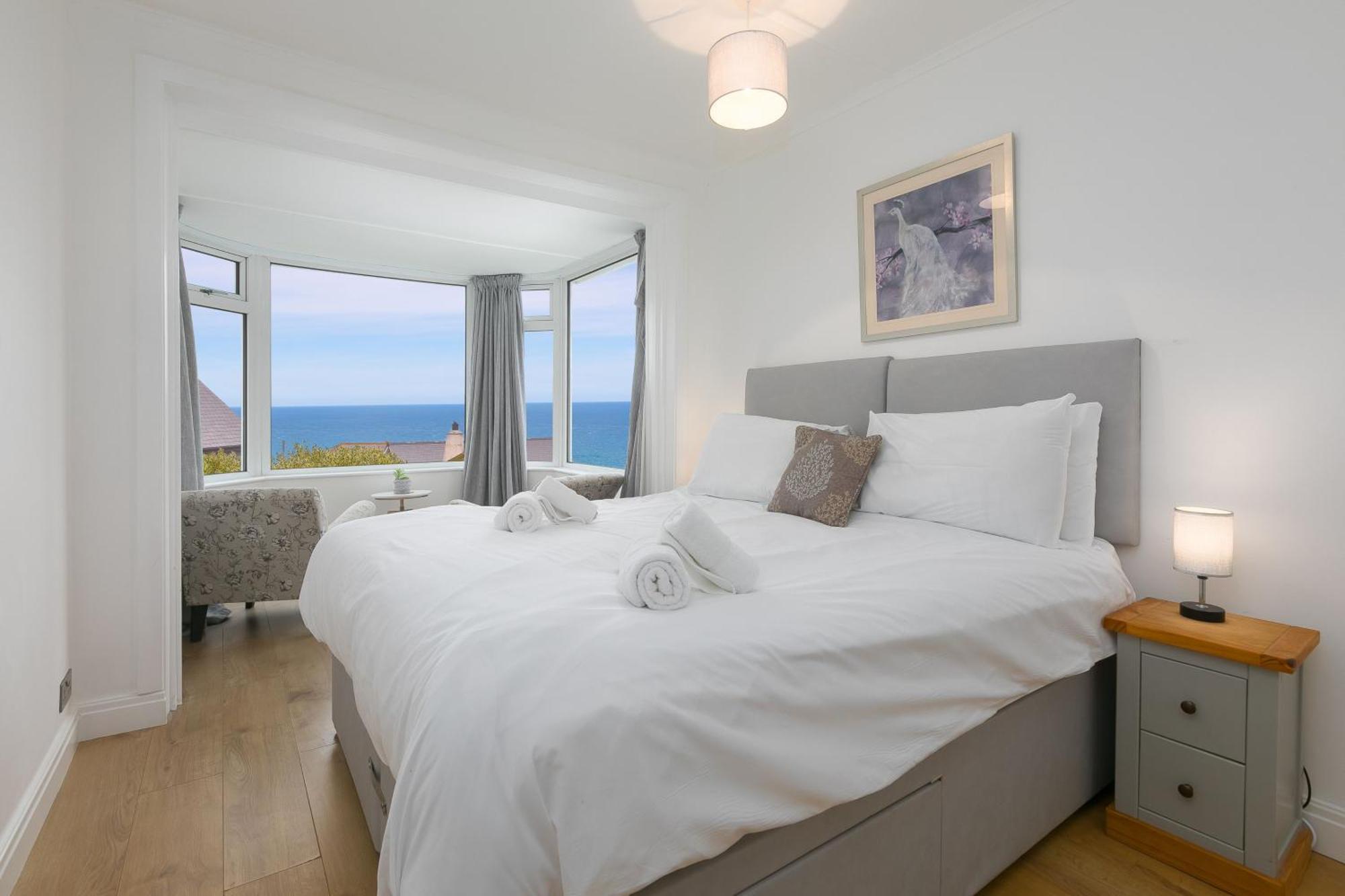 Ocean Aura Villa Carbis Bay Екстериор снимка